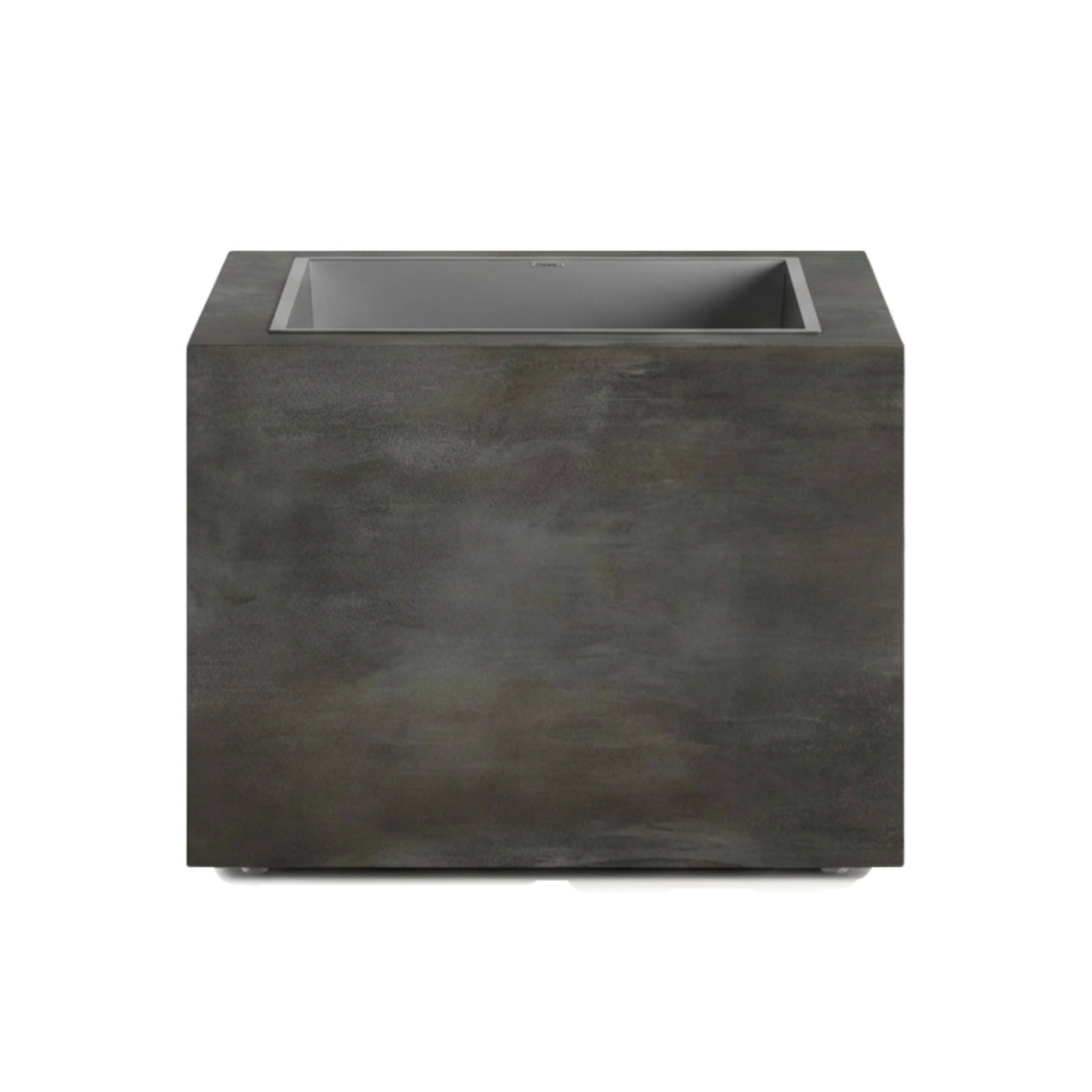 Blaze Iron Porcelain
