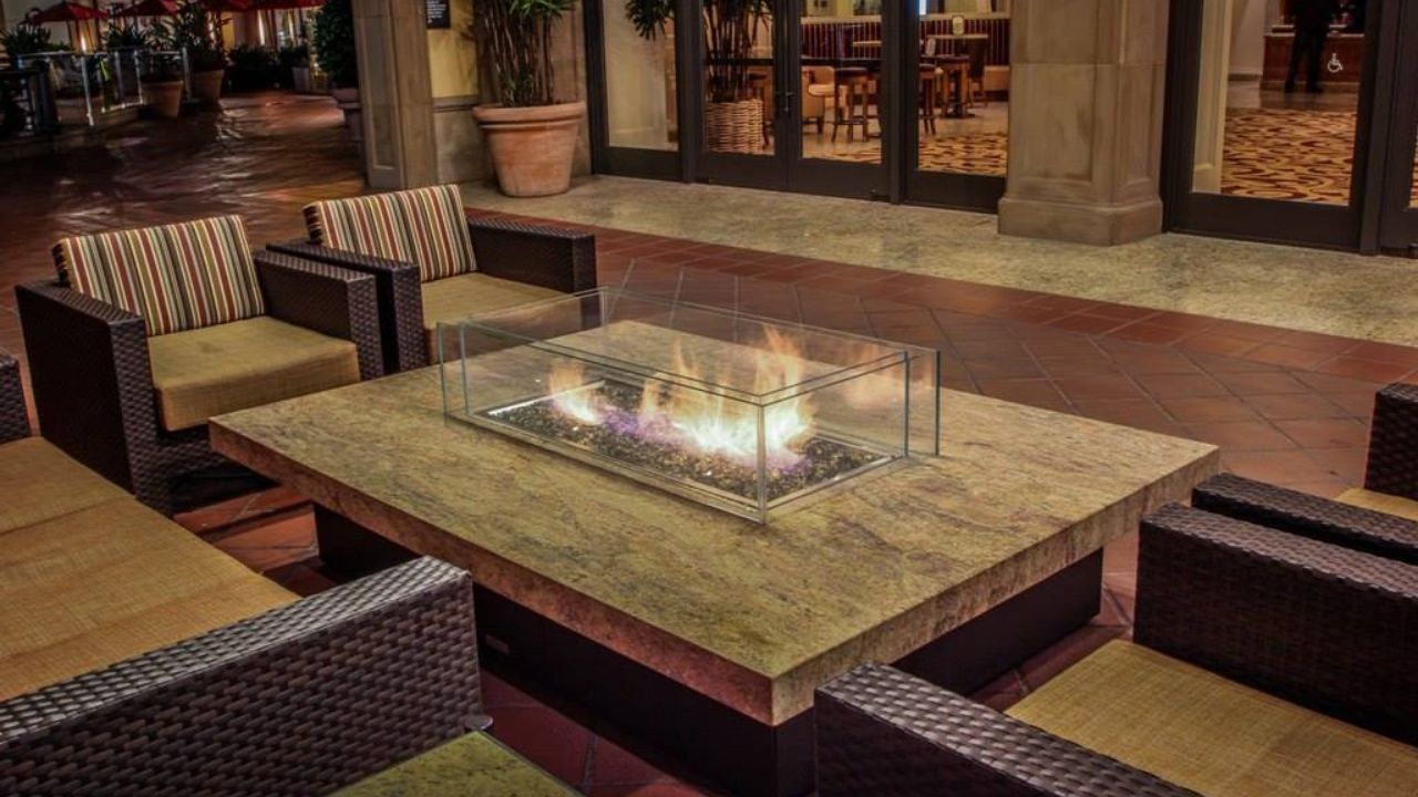 Luxury fire pit features for hotels
