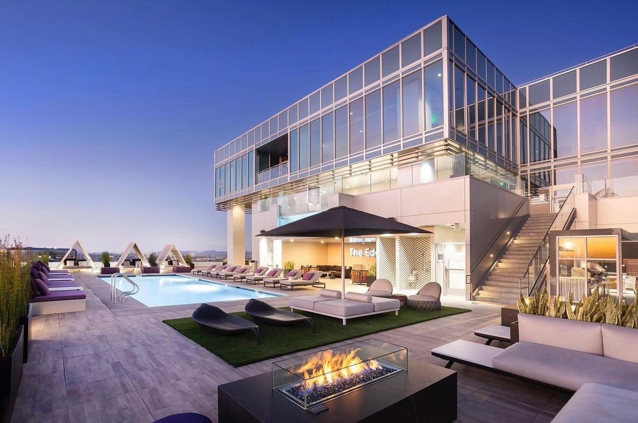 Commercial Fire Pit and Fire Table Specifications: A Hospitality Procurement Guide