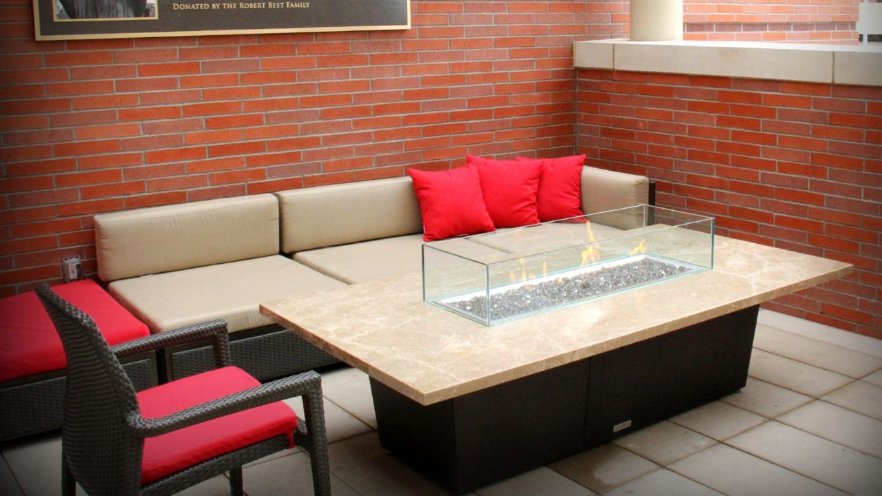 Commercial-grade fire table
