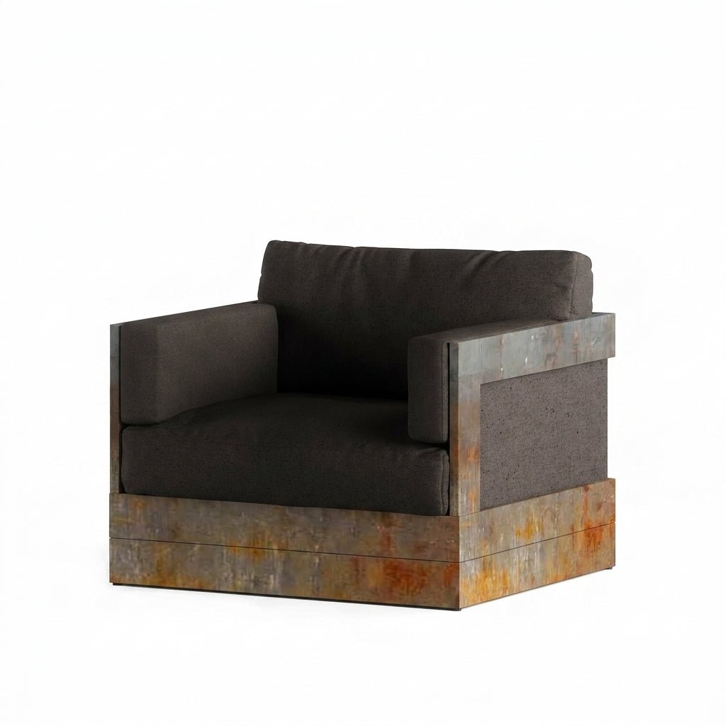 Famosa Lounge Chair